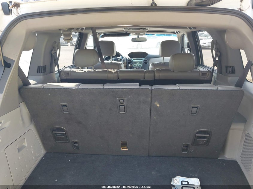 2011 HONDA PILOT TOURING · Photo 20