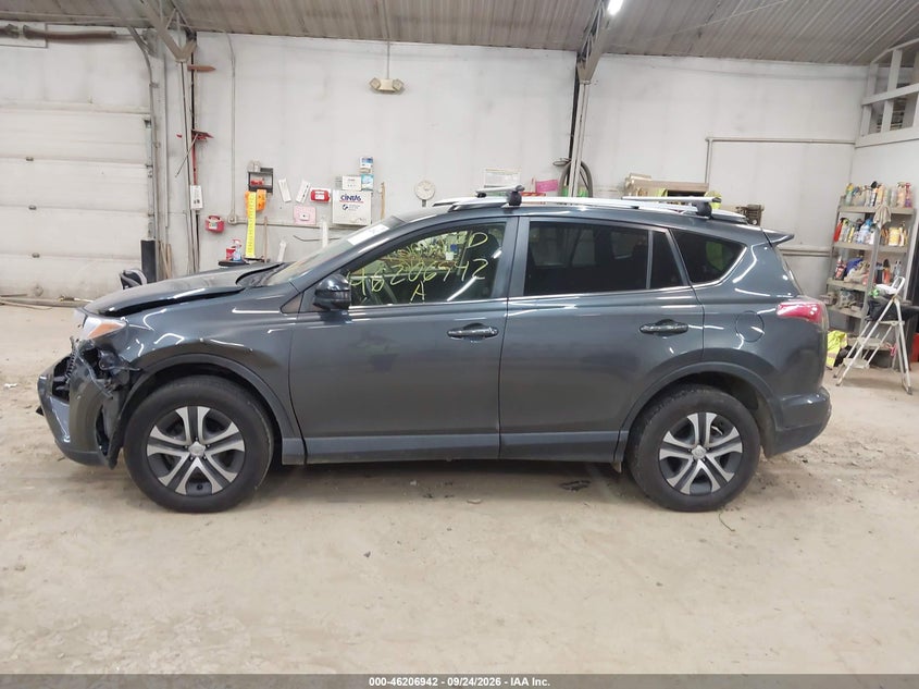 TOYOTA RAV4 - zdjęcie 14