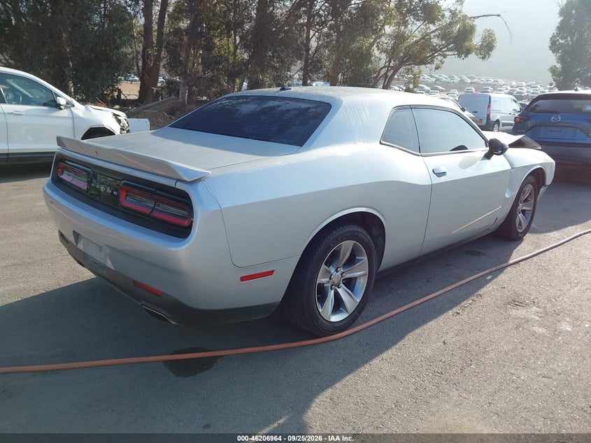 DODGE CHALLENGER - zdjęcie 4