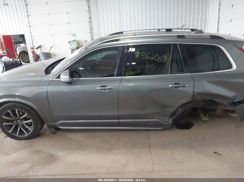 VOLVO XC90 - zdjęcie 15