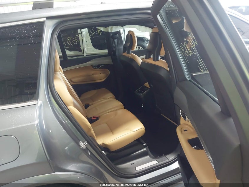 VOLVO XC90 - zdjęcie 8