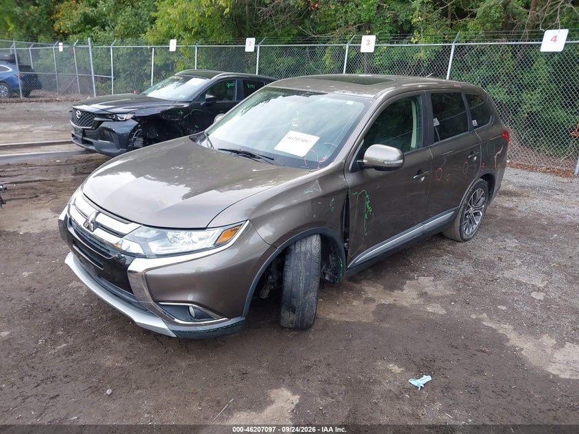 Vin: ja4ad3a31hz039006, lot: 46707009, mitsubishi outlander se/sel 20172