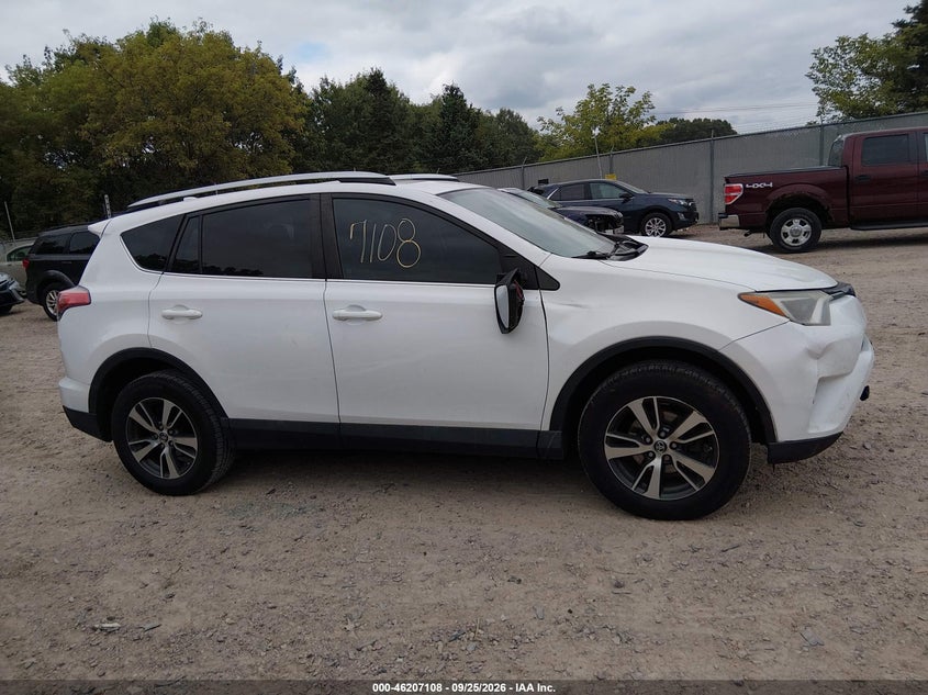 TOYOTA RAV4 - zdjęcie 14