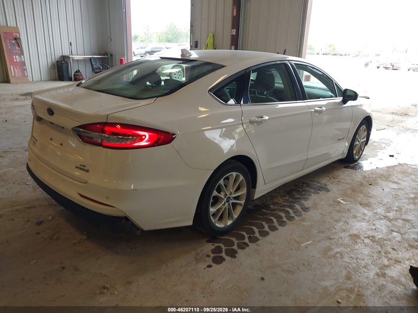 Vin: 3fa6p0lu8kr221133, lot: 46707022, ford fusion hybrid se 20194