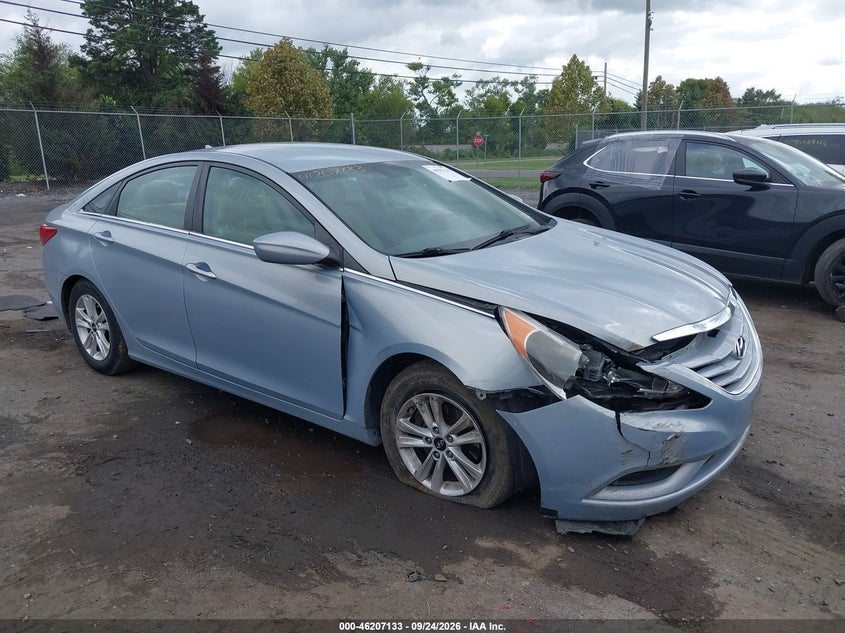 2011 HYUNDAI SONATA GLS