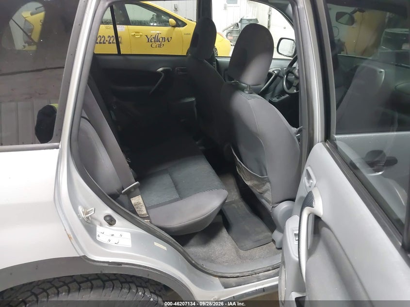 2001 TOYOTA RAV4 auction photo 8