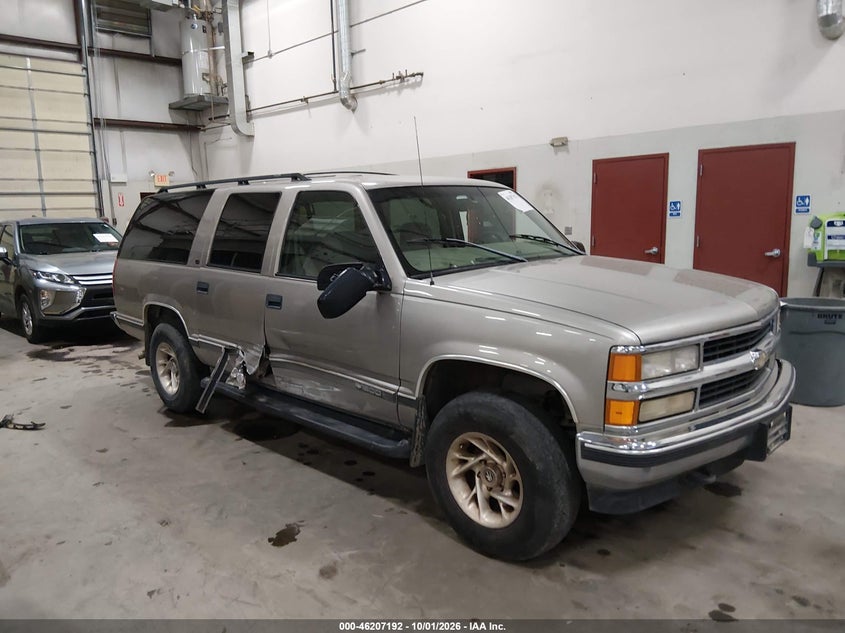 1999 CHEVROLET SUBURBAN 1500 LT