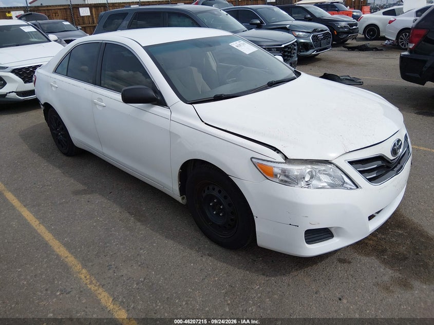 2011 TOYOTA CAMRY
