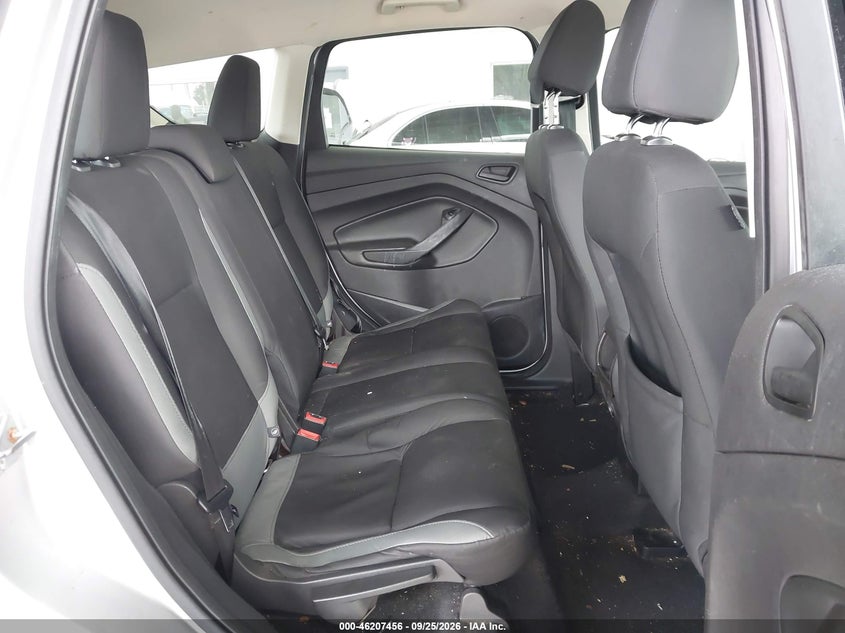 2016 FORD ESCAPE S · Фото 8