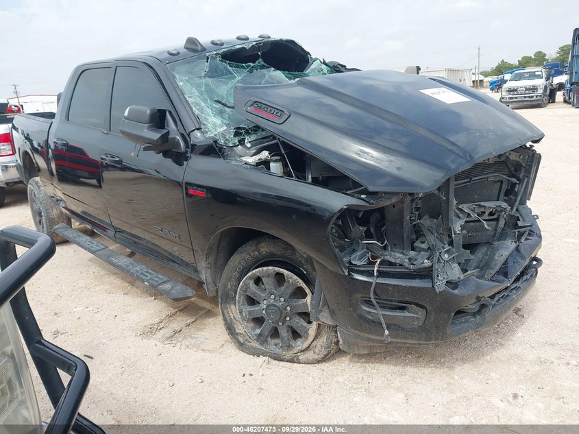 Vin: 3c6ur5mj1kg652588, lot: 46707385, ram 2500 big horn  4x4 6'4 box 2019 img_1