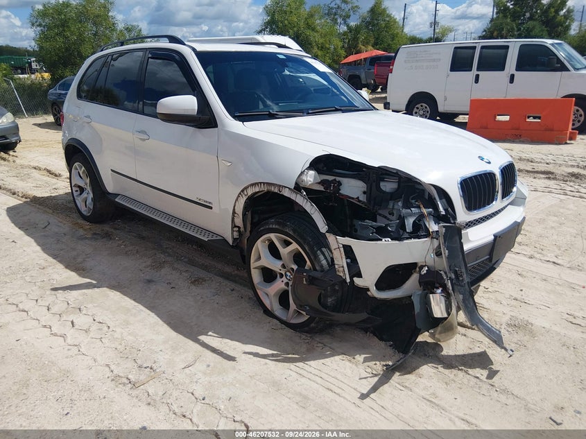 Vin: 5uxzv4c51bl740146, lot: 46707444, bmw x5 xdrive35i/xdrive35i premium/xdrive35i sport activity 2011 img_1