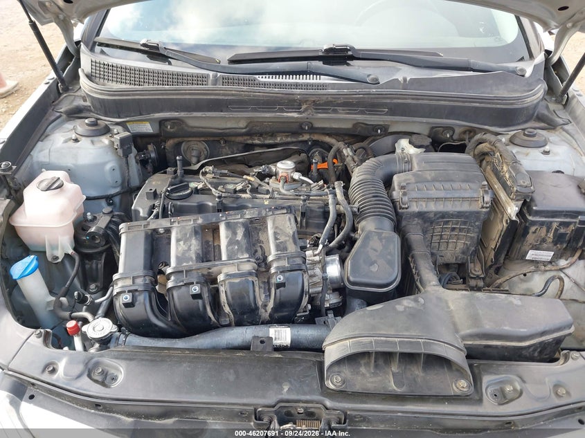2011 HYUNDAI SONATA SE · Фото 10