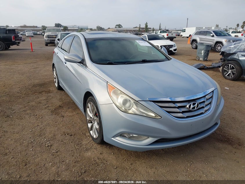 2011 HYUNDAI SONATA SE · Фото 6