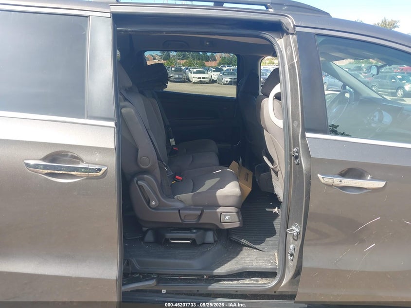 2019 HONDA ODYSSEY auction photo 8