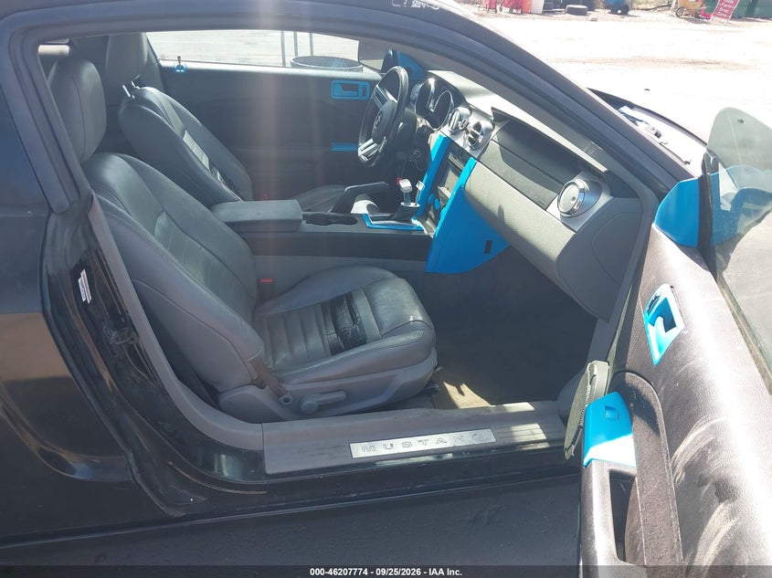 2006 FORD MUSTANG auction photo 5