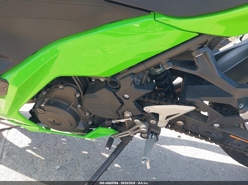 KAWASAKI EX400 2023