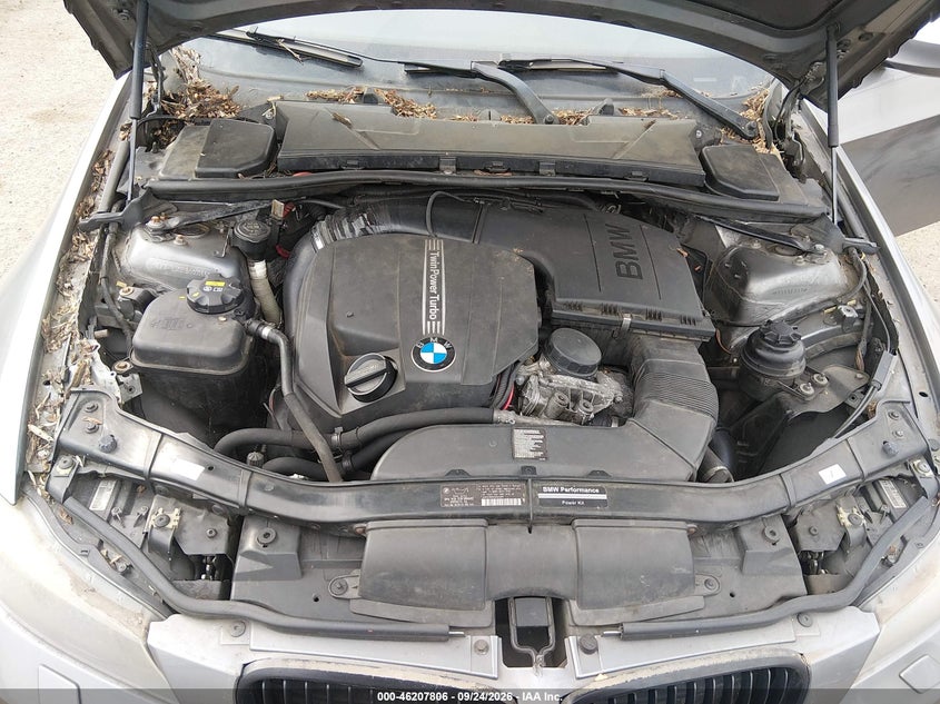 Photo 10 - BMW 335I