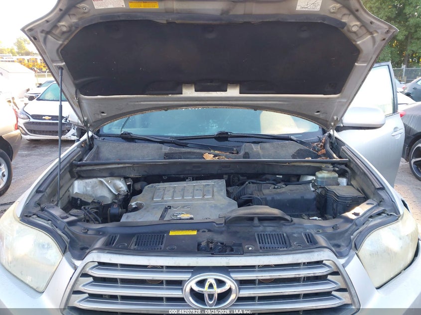 2008 TOYOTA HIGHLANDER · Фото 10