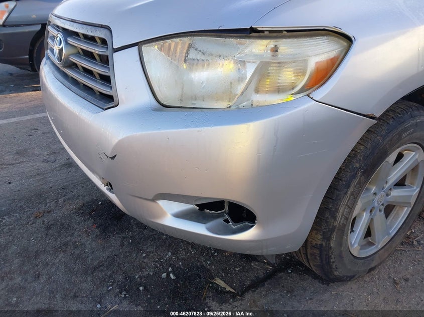 2008 TOYOTA HIGHLANDER · Фото 12