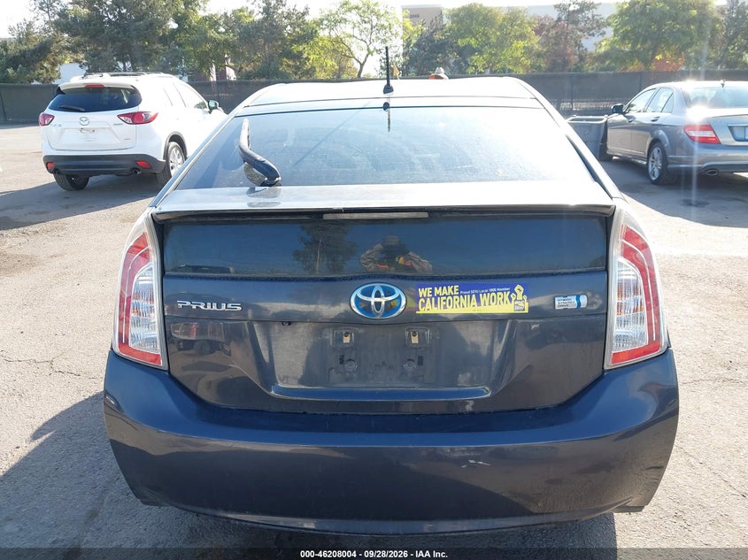 TOYOTA PRIUS - zdjęcie 17