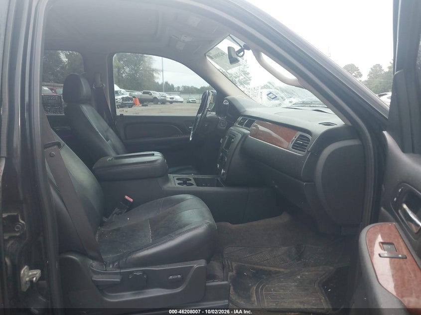 2008 GMC YUKON HYBRID · Photo 5