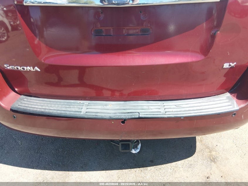 2014 KIA SEDONA auction photo 6