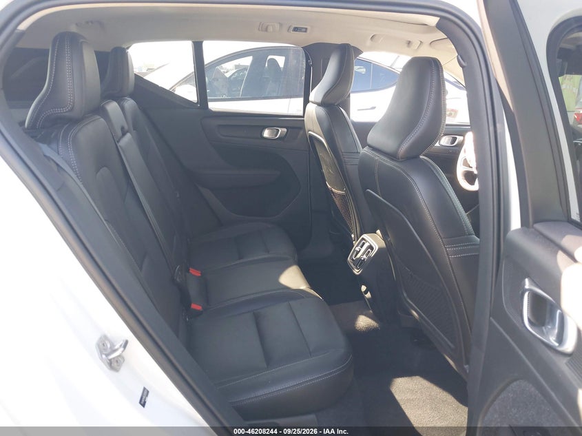 VOLVO XC40 2020 VIN YV4162UK9L2253639