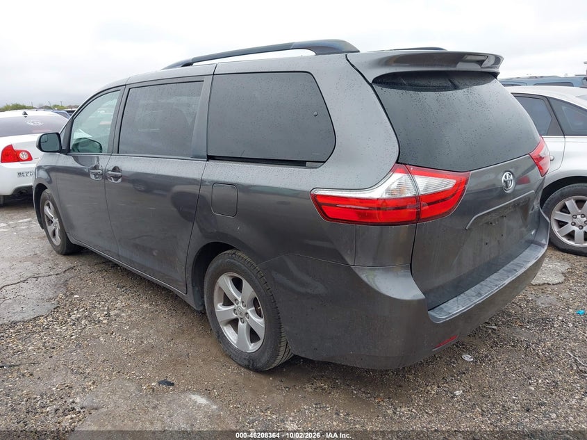 Vin: 5tdkk3dc8fs628015, lot: 46708276, toyota sienna le 20153