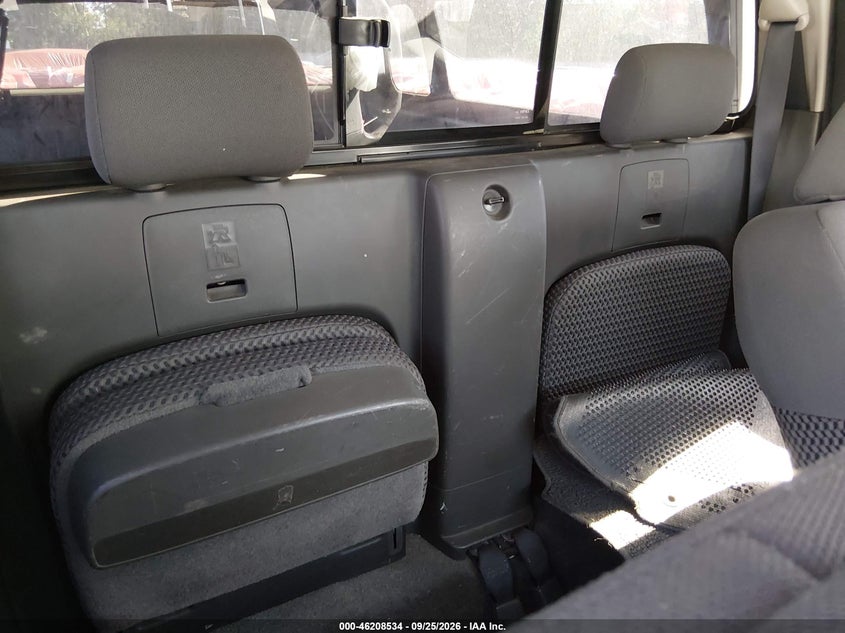 2013 NISSAN FRONTIER auction photo 8