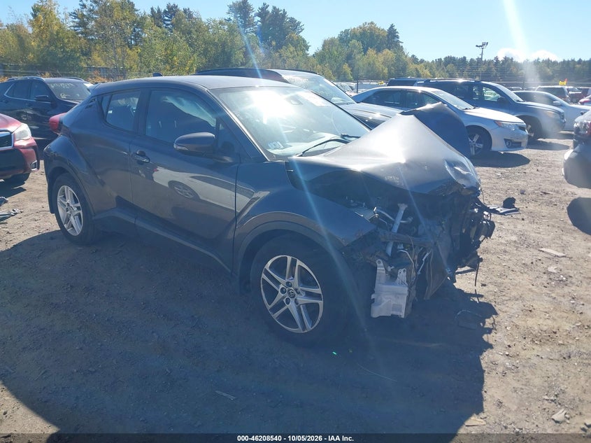 Vin: nmtkhmbx4mr125684, lot: 46708452, toyota c-hr le 2021 img_1