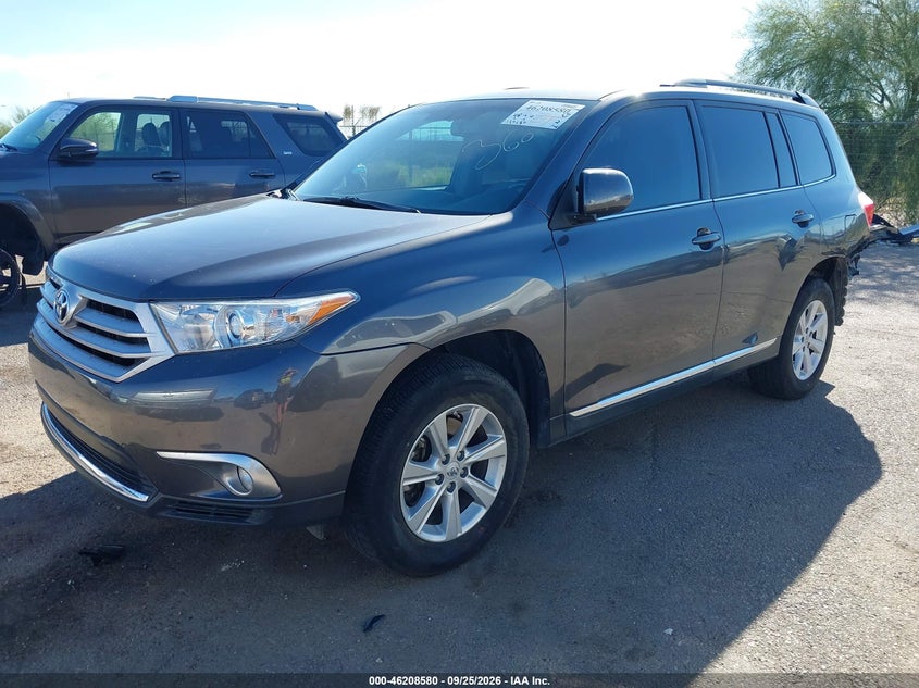 Vin: 5tdzk3eh4ds124714, lot: 46708492, toyota highlander se v6 20132