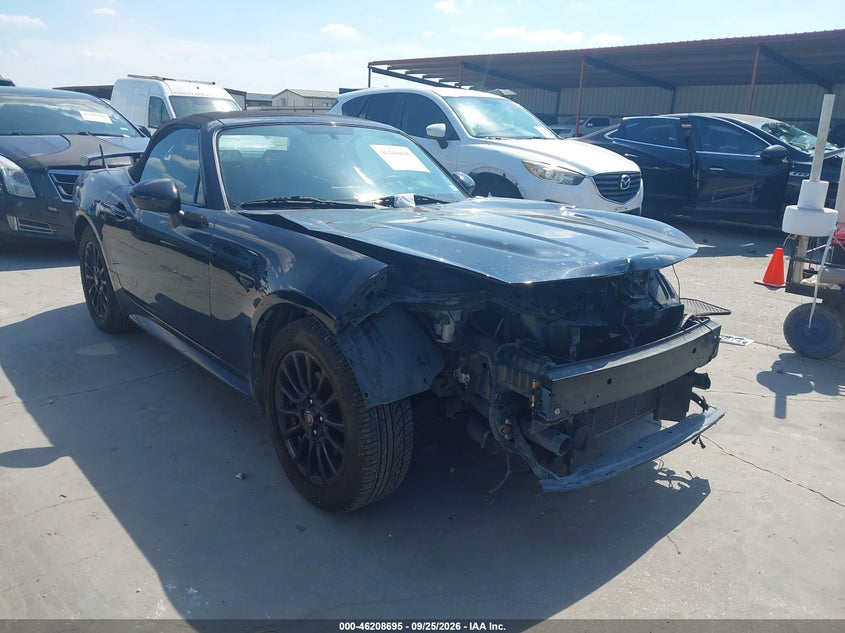 2017 FIAT 124 SPIDER CLASSICA