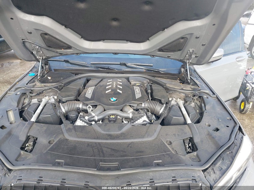 2022 BMW 750 I XDRIVE · Фото 10
