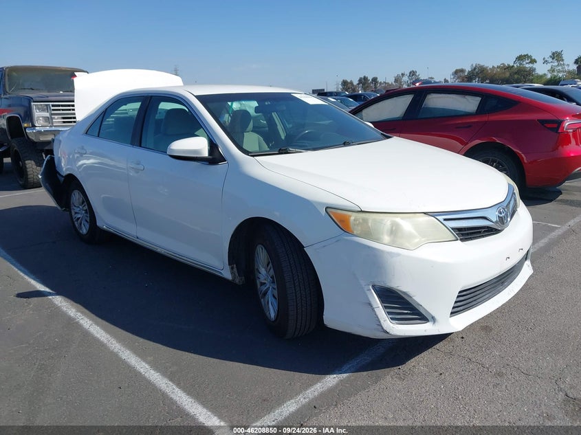 Vin: 4t1bf1fk3du216411, lot: 46708762, toyota camry le 2013 img_1