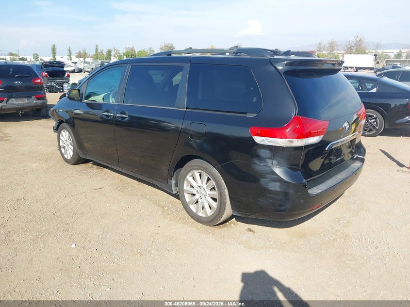 Vin: 5tdyk3dc5ds374061, lot: 46708877, toyota sienna ltd 20133