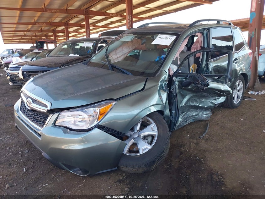2014 Subaru Forester, Левый бок, IAAI, VIN JF2SJAPC2EH558406 — фото 2