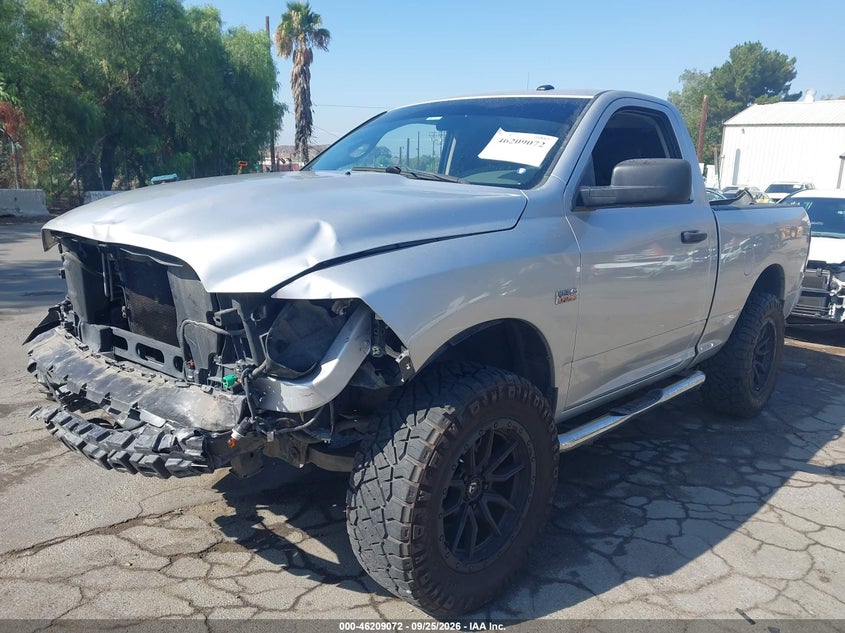 Vin: 3c6jr6at0dg503963, lot: 46708984, ram 1500 express 20132