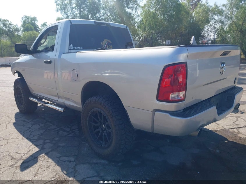 Vin: 3c6jr6at0dg503963, lot: 46708984, ram 1500 express 20133