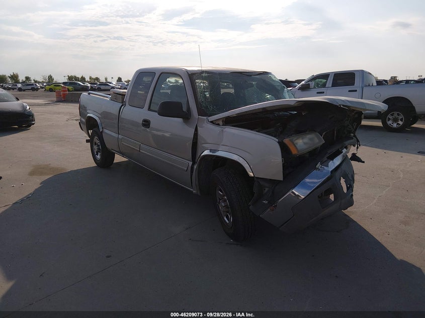 2004 CHEVROLET SILVERADO 1500 LS
