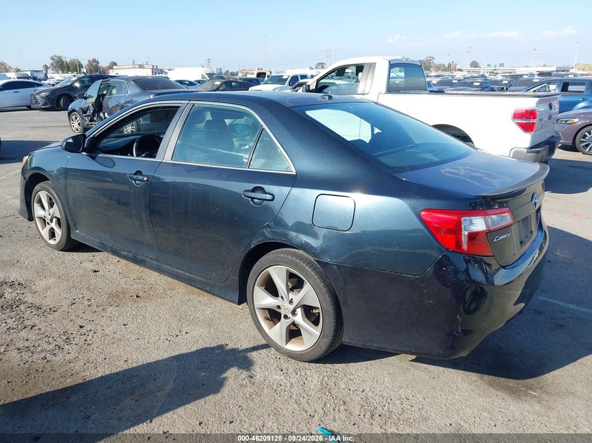 Vin: 4t1bk1fk6du530727, lot: 46709040, toyota camry se v6 20133