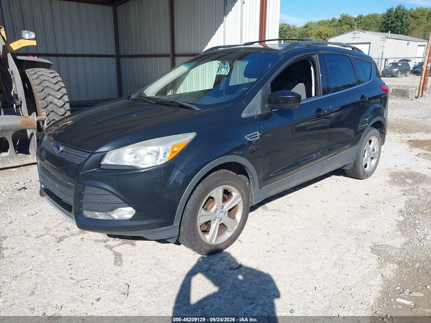 Vin: 1fmcu9g91duc21675, lot: 46709041, ford escape se 20132