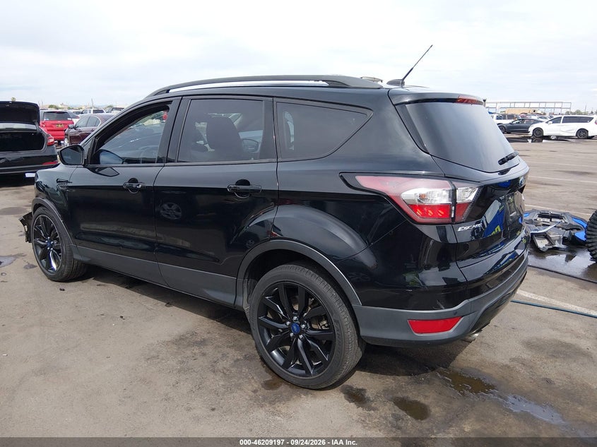 Vin: 1fmcu0jdxhud20445, lot: 46709109, ford escape titanium 20173