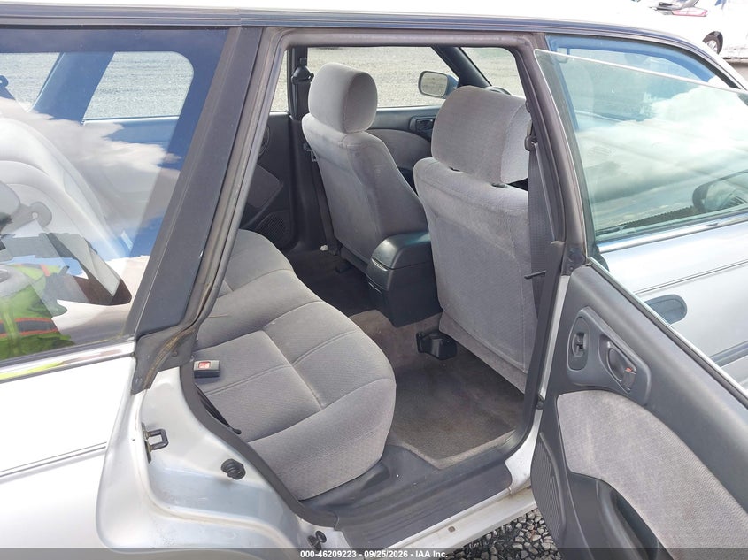 1997 SUBARU LEGACY auction photo 8