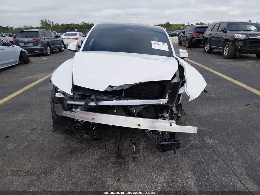 2026 TESLA MODEL Y PREMIUM REAR-WHEEL DRIVE/REAR-WHEEL DRIVE · Photo 6