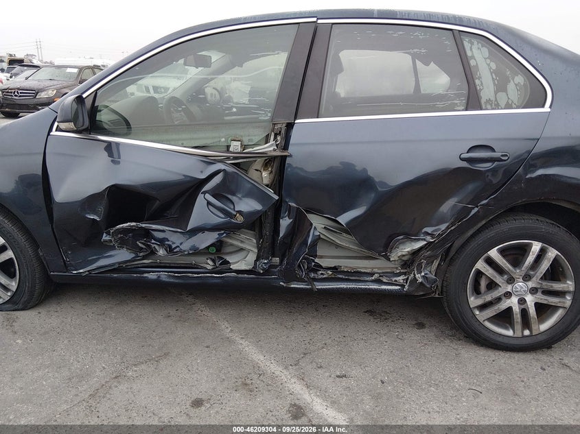 2006 VOLKSWAGEN JETTA auction photo 6