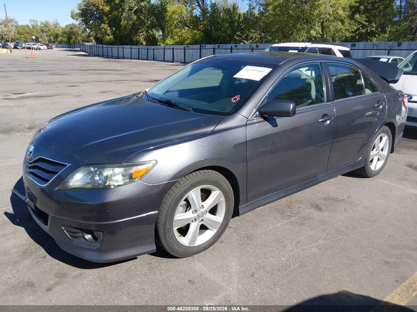 2011 Toyota Camry, Удар ззаду, IAAI, VIN 4T1BF3EK2BU198039 — фото 2