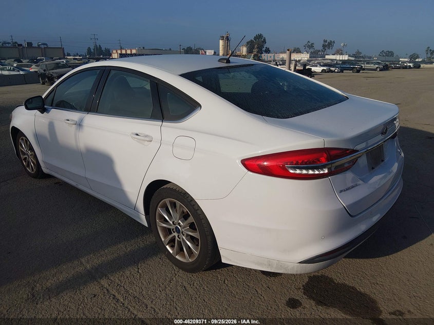 Vin: 3fa6p0hd0hr215361, lot: 46709283, ford fusion se 20173