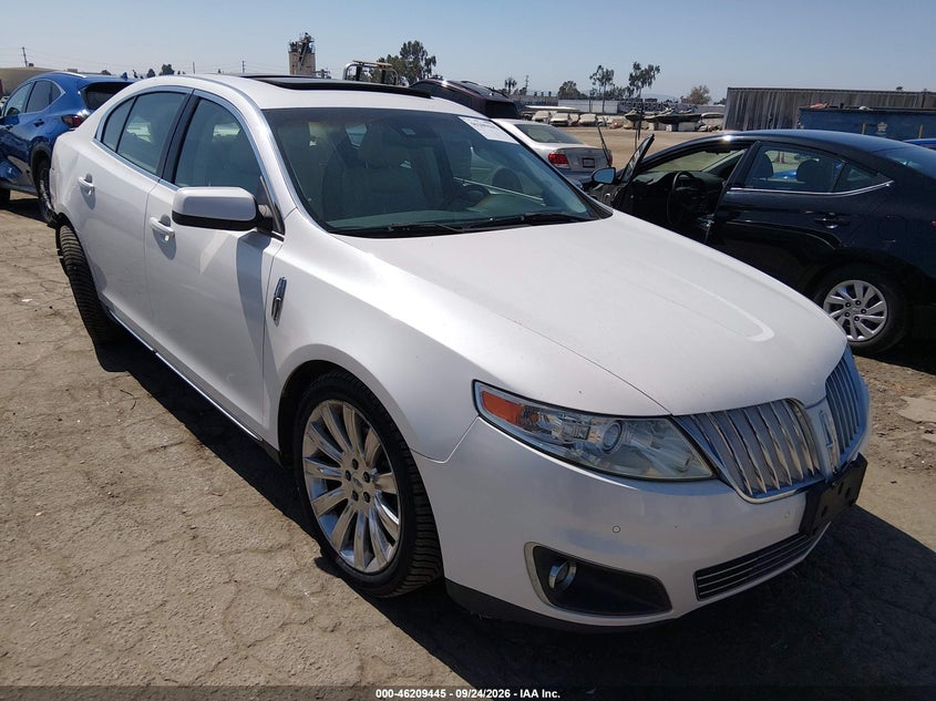 2010 Lincoln MKS