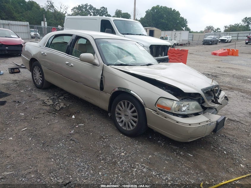 2004 LINCOLN TOWN CAR ULTIMATE