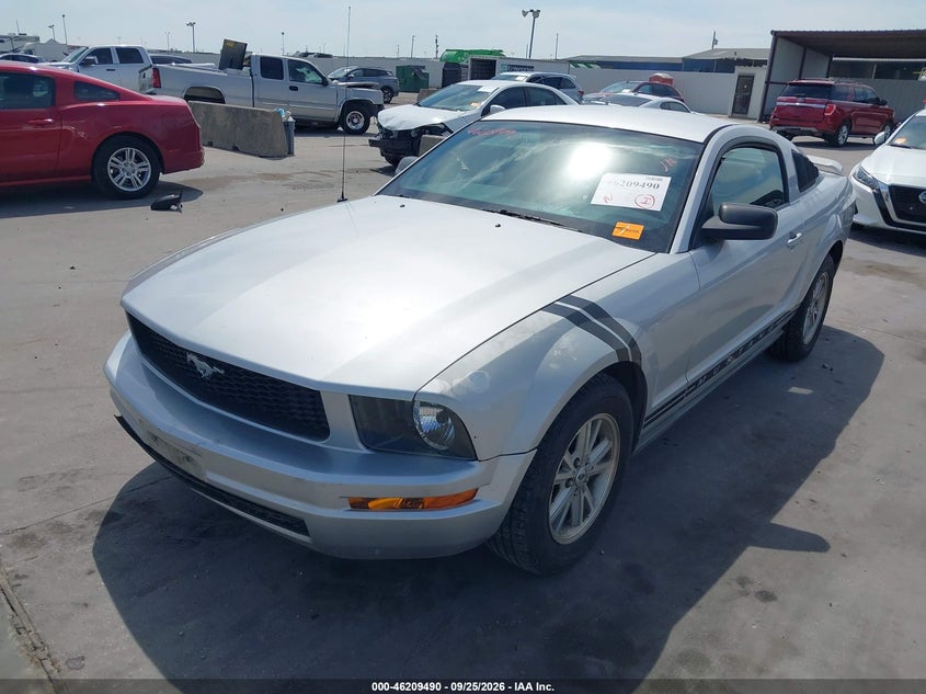 2006 Ford Mustang, Front End, IAAI, VIN 1ZVFT80N065155491 — photo 2